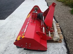 Mulčovač CRONIMO BCH-105 s hydraulickým přesuvem